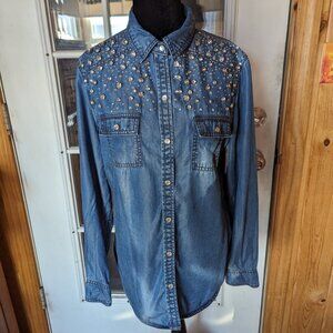 Shirt Chico's Black label size 1 Gorgeous w/embellishments